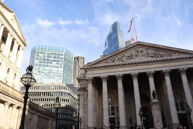 worlds-fastest-banking.jpg